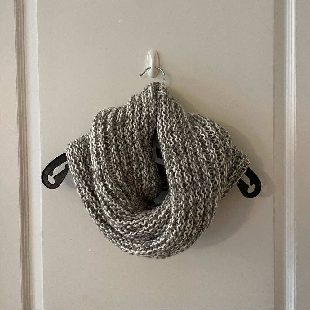 Mendocino Marled Eternity Scarf